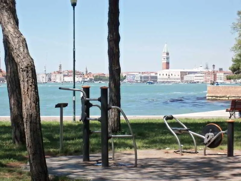 B And B Biennale Venezia Hotel Venice